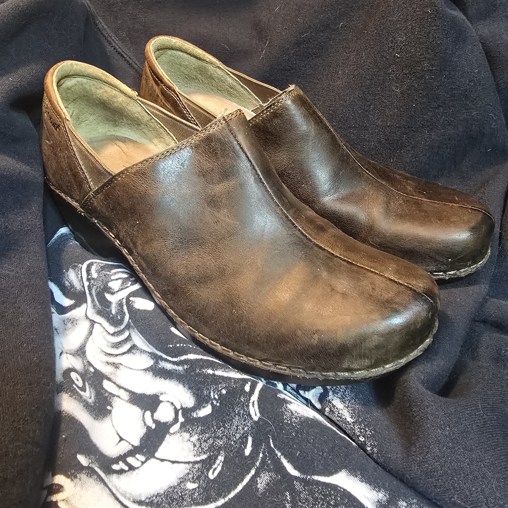 Patagonia Brown Leather Mules